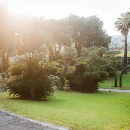 La Spagnuola - Cinquecentesca Sul Mare Con Parco Privato * Savona