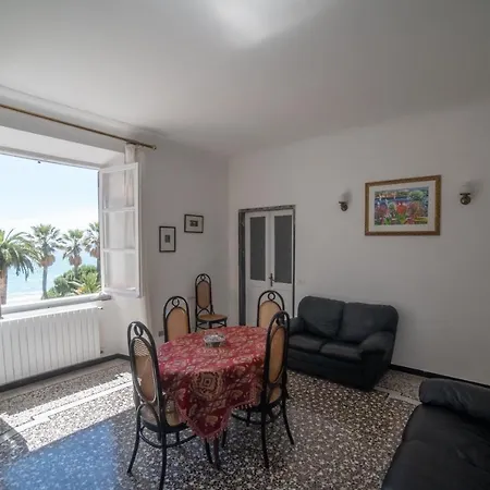 La Spagnuola - Cinquecentesca Sul Mare Con Parco Privato * Savona